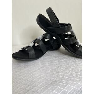 Vionic Amber adjustable sandal black flat strappy orthotic women's size 7 wide